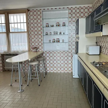 Chalet Con Piscina Para Toda La Familia En